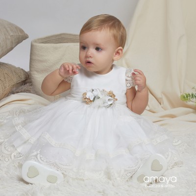 Vestido c/ tule/renda e...