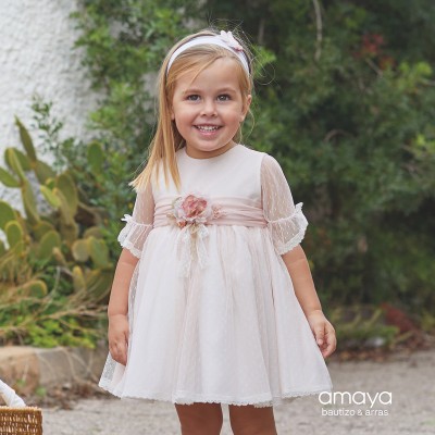 Vestido C/ manga em tule 