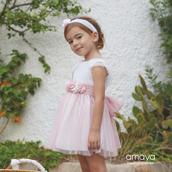 Vestido em tule c/ flor no cinto 