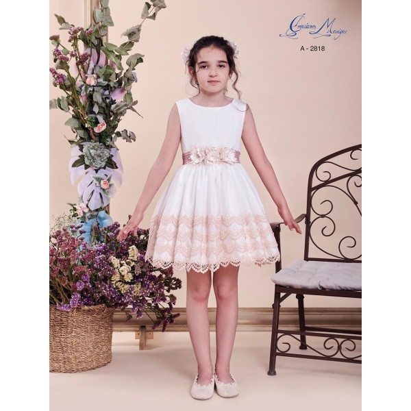 Vestido c/flores no cinto tule e renda 