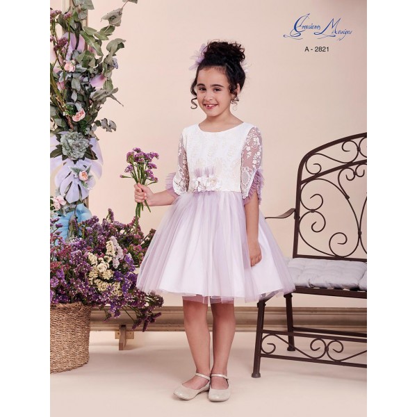 Vestido C/ renda tule e flores no cinto 