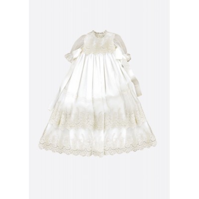 Vestido comprido com renda...