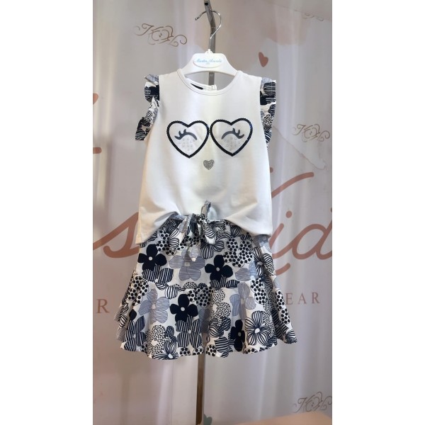 Conjunto com calção flores azuis 